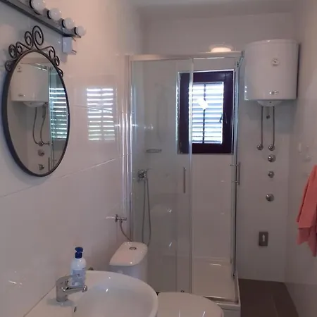 Apartment Krslovic *